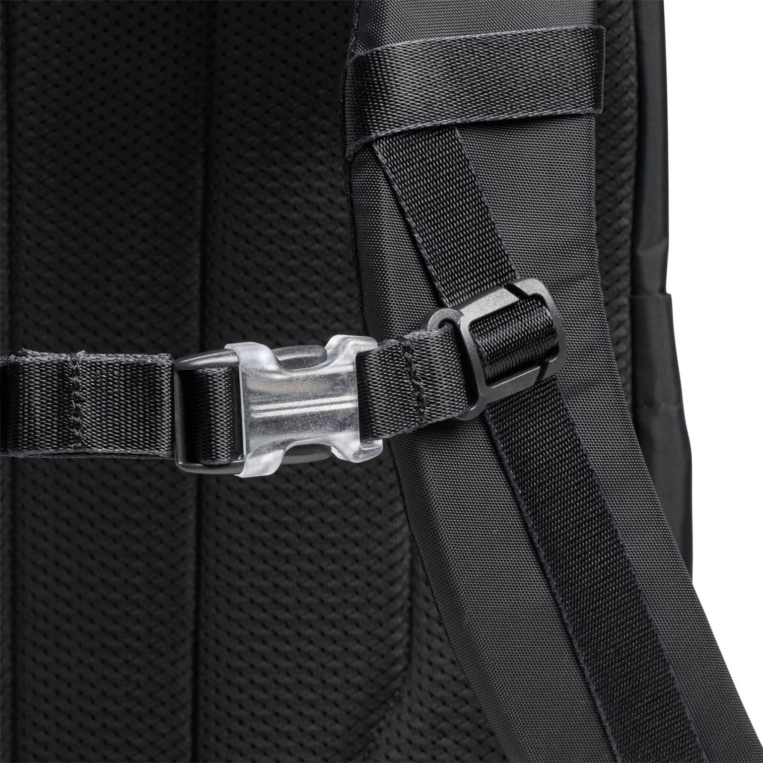 The Vitalize™ Backpack | 30.9 QT - Made for Your Sip