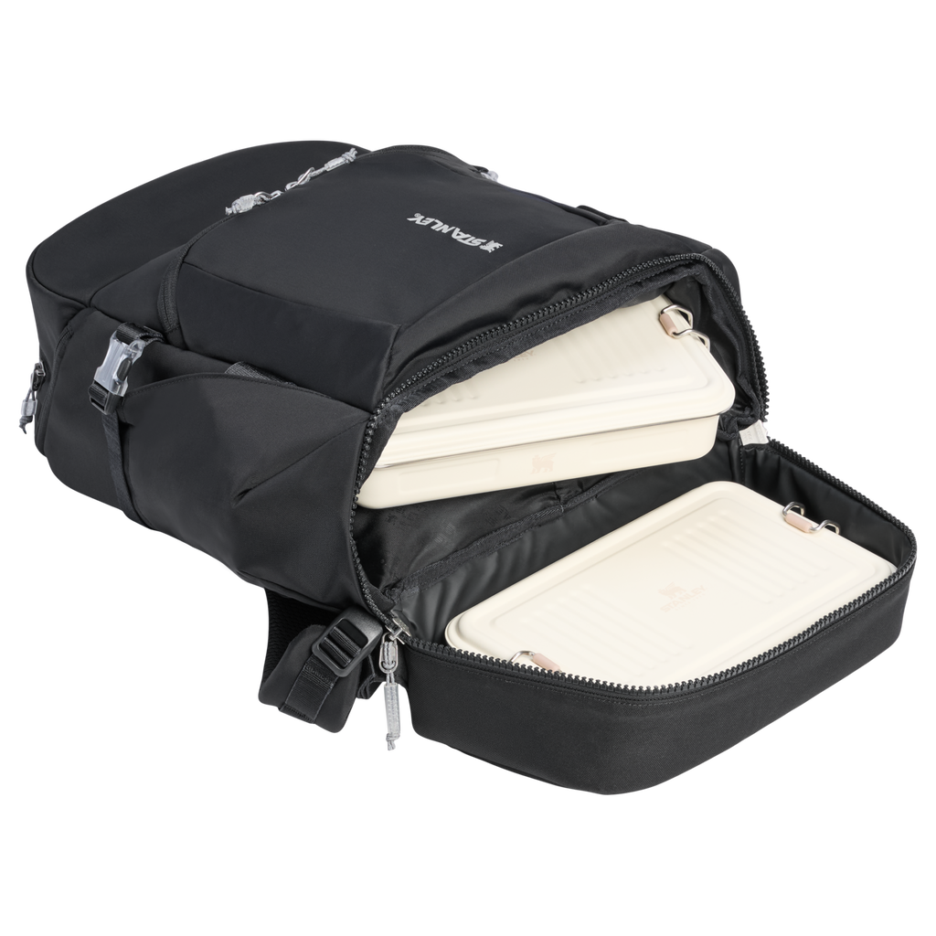 The Vitalize™ Backpack | 30.9 QT - Made for Your Sip