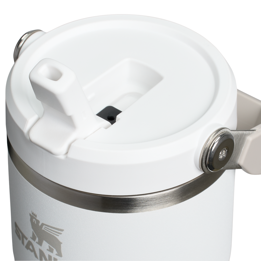 The IceFlow™ Flip Straw Tumbler | 20 OZ - A Cup That Fits