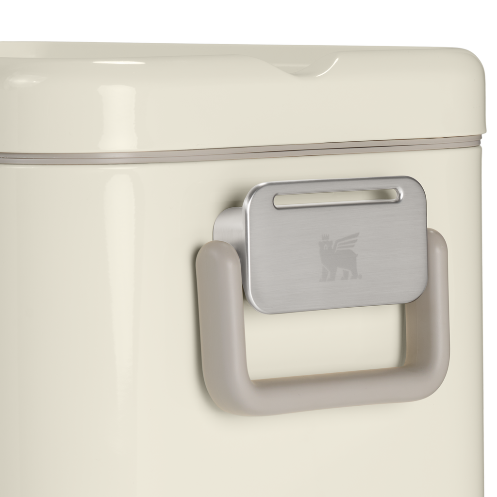 The Stanley Lifted Spirits™ Steel Cooler | 26 QT - Keep It Close
