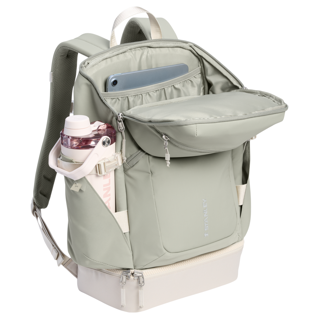 The Vitalize™ Backpack | 30.9 QT - Made for Your Sip